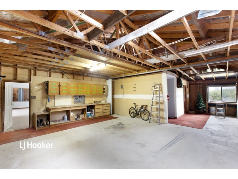 1 Mayfred Avenue, Hope Valley SA 5090