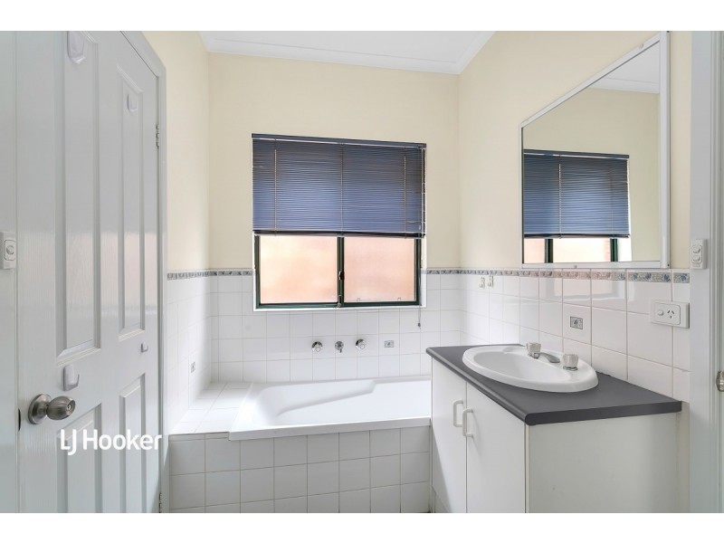 15 Condamine Street, Hillcrest SA 5086