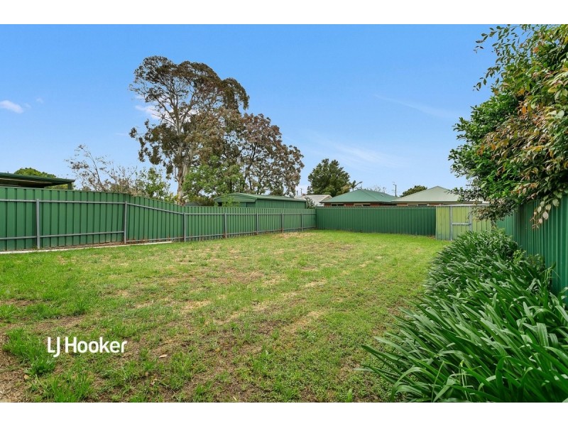 15 Condamine Street, Hillcrest SA 5086