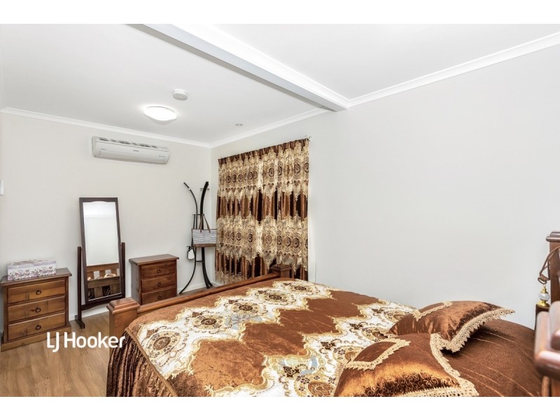 10 Carolan Crescent, Valley View SA 5093