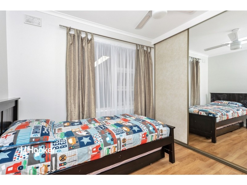 10 Carolan Crescent, Valley View SA 5093
