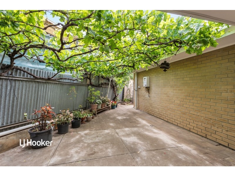 10 Carolan Crescent, Valley View SA 5093