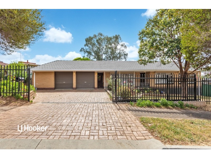 10 Carolan Crescent, Valley View SA 5093
