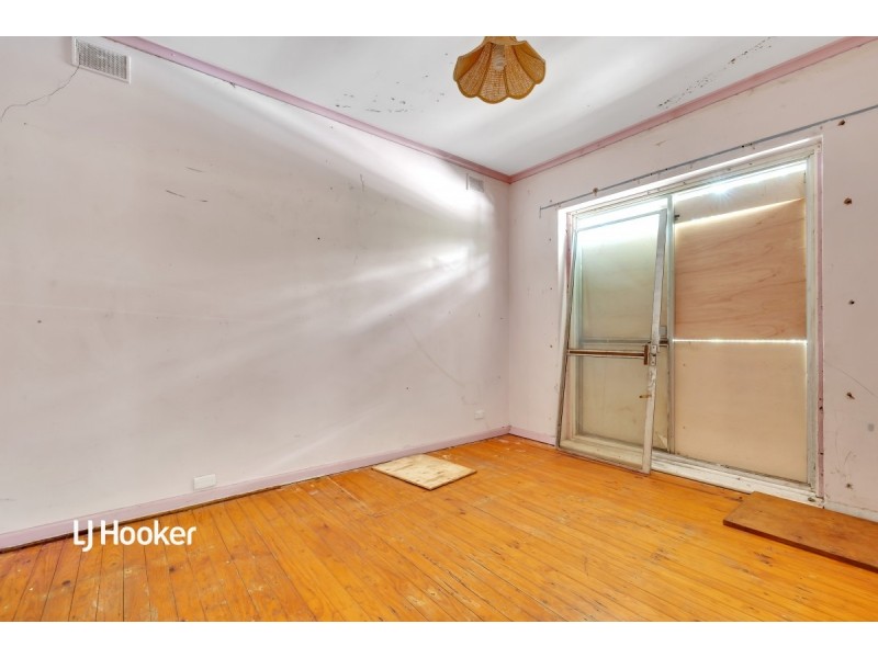 16 Whittaker Drive, Modbury SA 5092