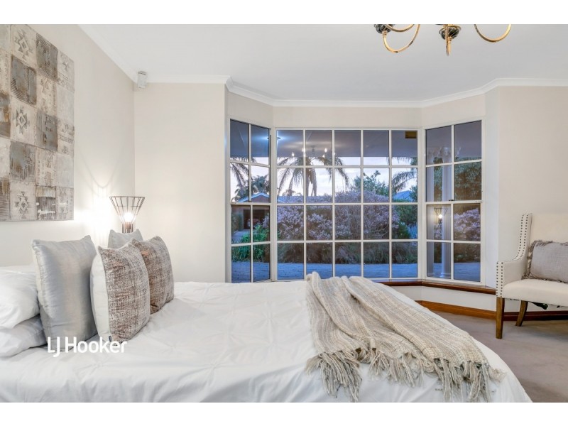 51 Pantowora Drive, Hope Valley SA 5090