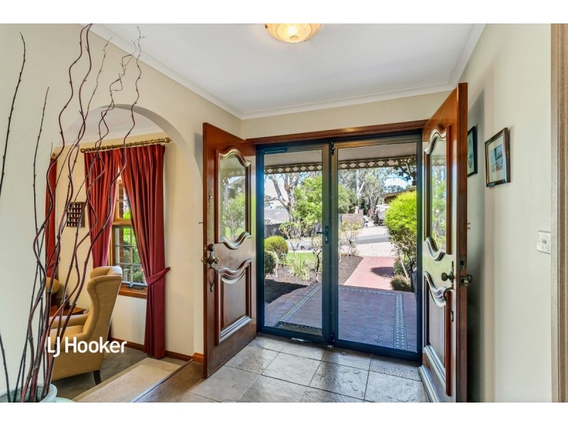 1 Sullivan Street, Fairview Park SA 5126