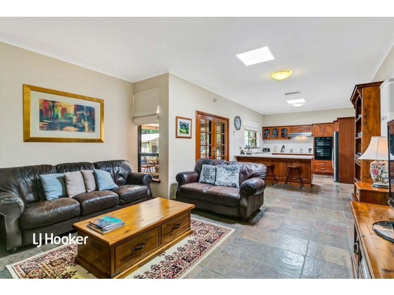 1 Sullivan Street, Fairview Park SA 5126