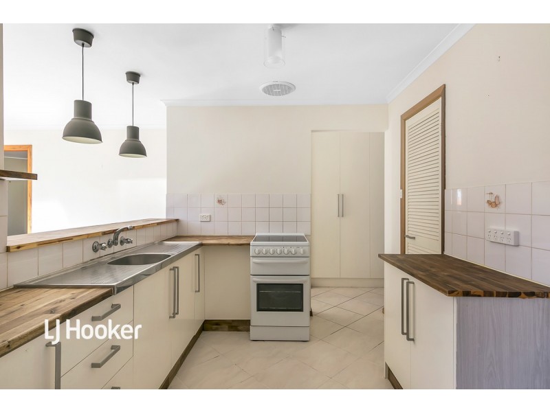 22 Prescott Street, Clearview SA 5085