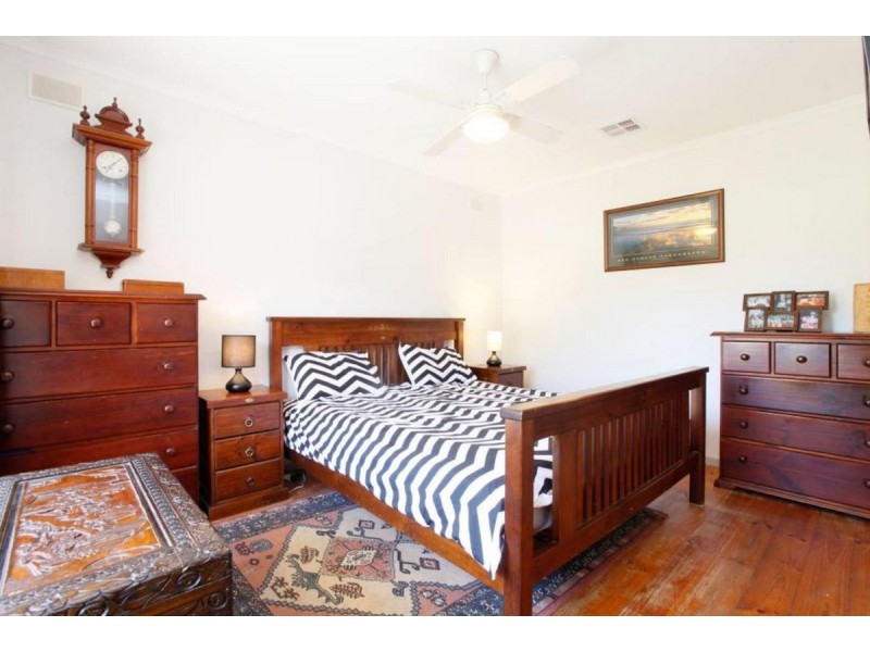 5 Clyde Street, Modbury SA 5092