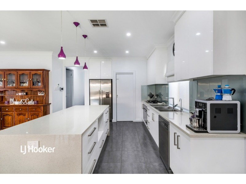 7 Swan Street, Greenacres SA 5086