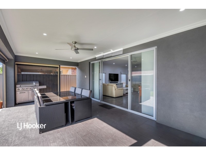 7 Swan Street, Greenacres SA 5086