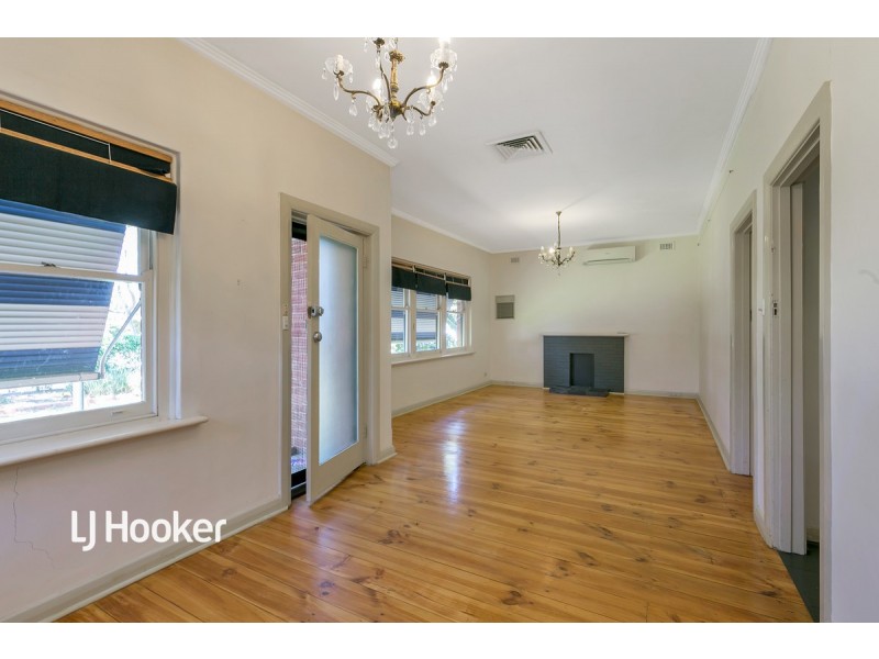 4 David Avenue, Black Forest SA 5035