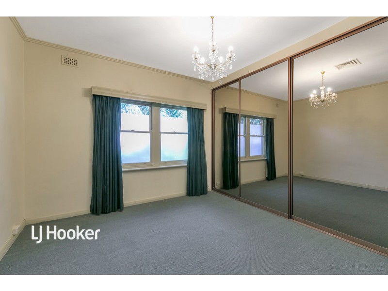 4 David Avenue, Black Forest SA 5035