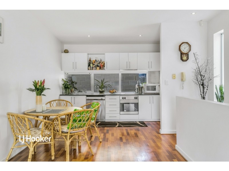 18 Symonds Place, Adelaide SA 5000