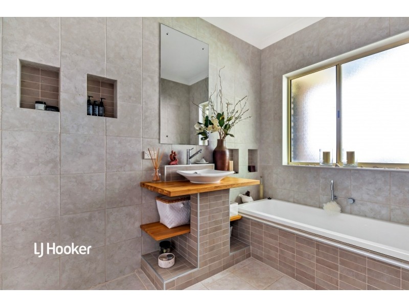 4 Garden Court, Highbury SA 5089