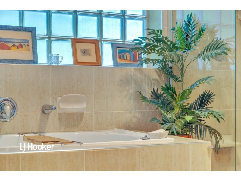 58 St Andrews Crescent, Novar Gardens SA 5040