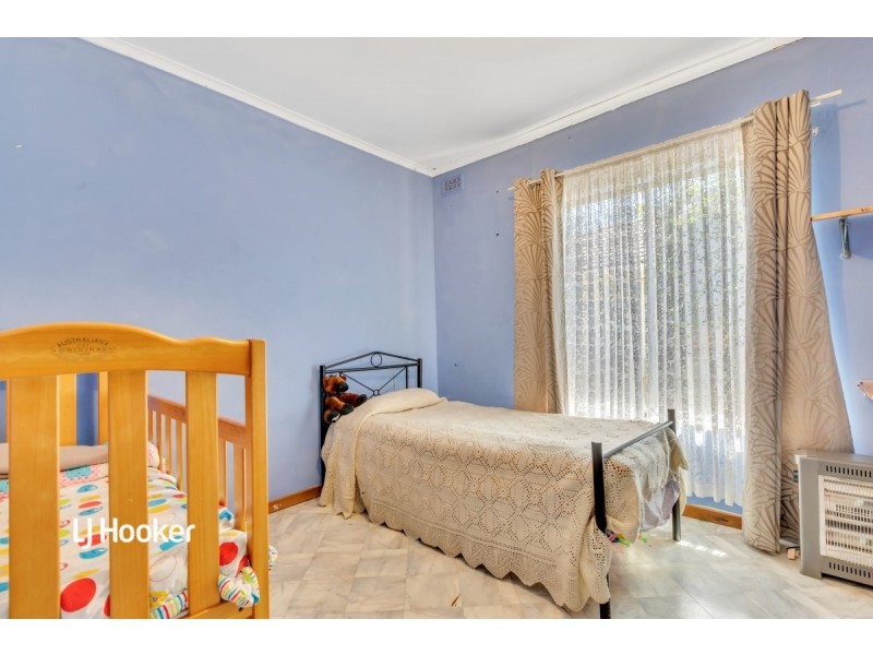 11 Kingston Avenue, Hope Valley SA 5090