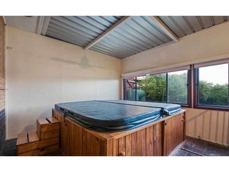 26 Vista Avenue, Valley View SA 5093