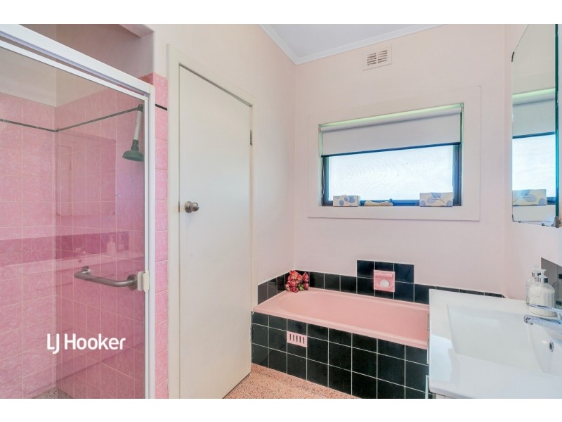 17 Bowey Avenue, Enfield SA 5085