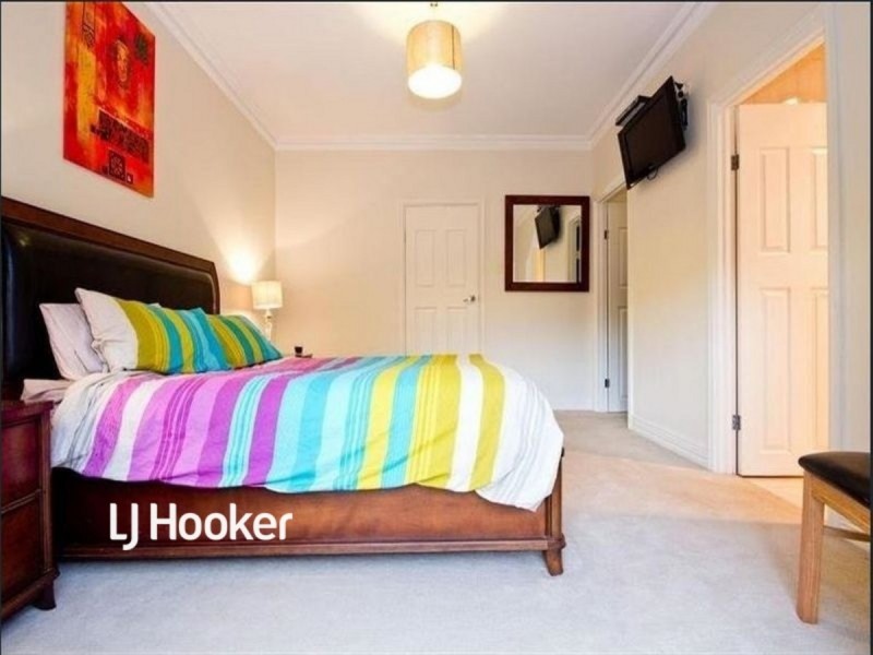 30 Clearview Crescent, Clearview SA 5085