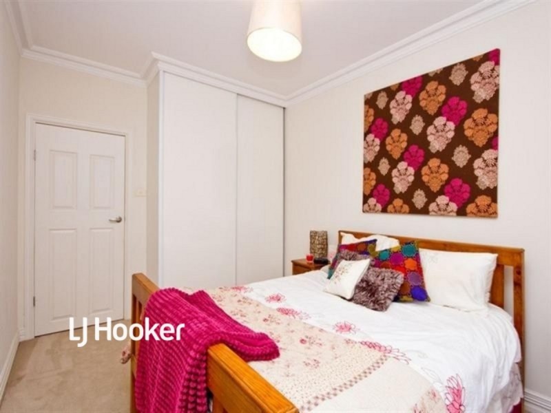 30 Clearview Crescent, Clearview SA 5085