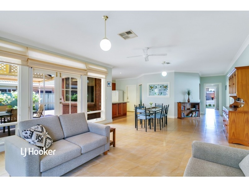 7 Spencer Court, Mawson Lakes SA 5095