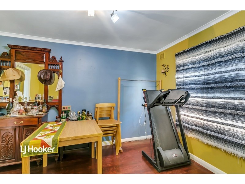 36 Somerset Avenue, Redwood Park SA 5097