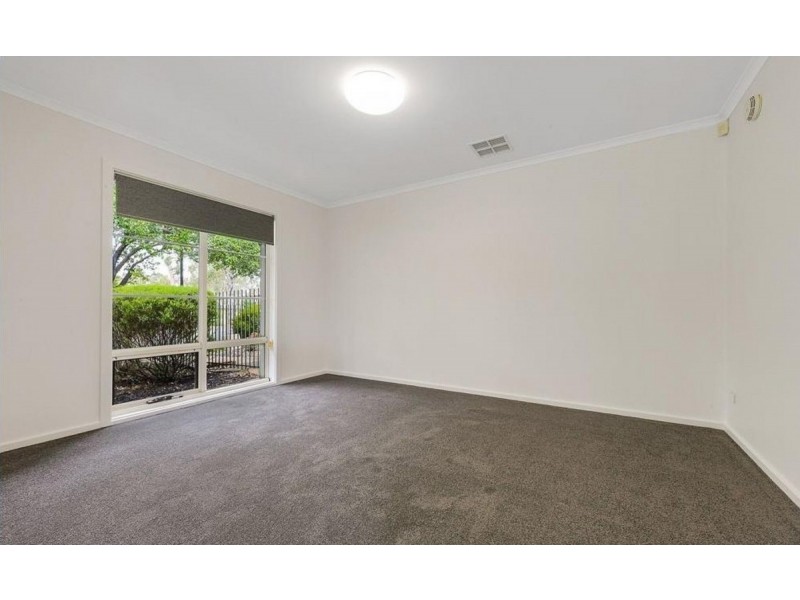 32 Sir Ross Smith Boulevard, Oakden SA 5086