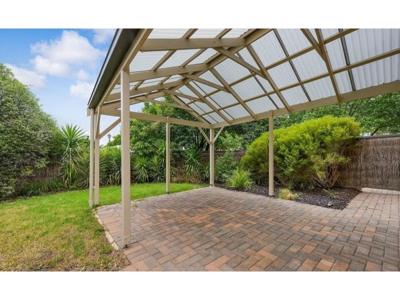 32 Sir Ross Smith Boulevard, Oakden SA 5086