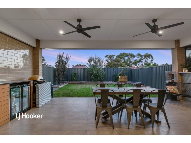 17a Ayredale Avenue, Clearview SA 5085