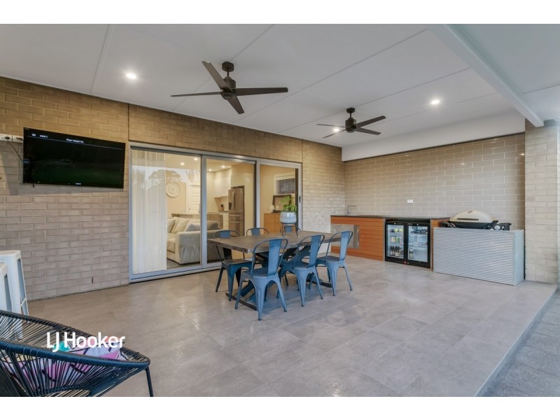 17a Ayredale Avenue, Clearview SA 5085