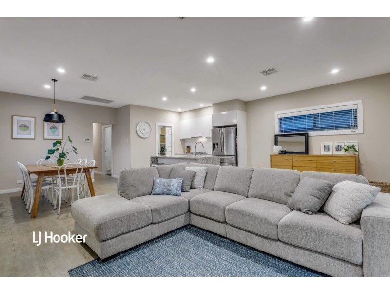 17a Ayredale Avenue, Clearview SA 5085