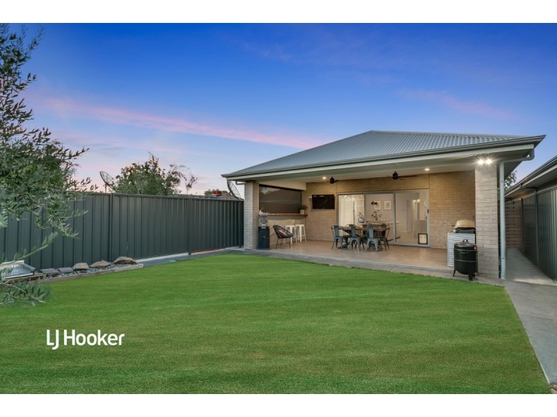 17a Ayredale Avenue, Clearview SA 5085