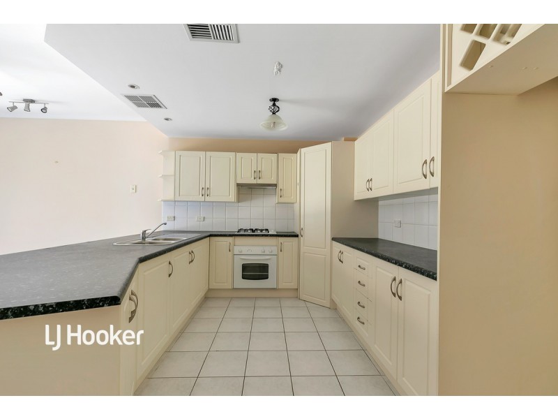 4B Trinity Circuit, Mawson Lakes SA 5095