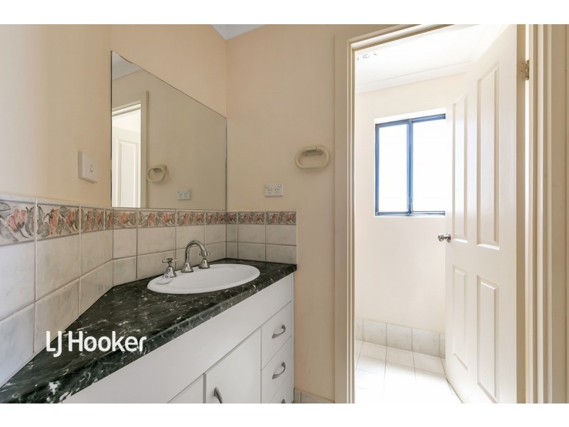 4B Trinity Circuit, Mawson Lakes SA 5095