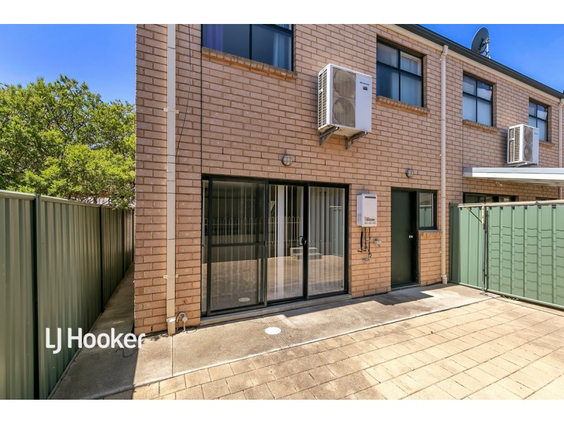 4B Trinity Circuit, Mawson Lakes SA 5095