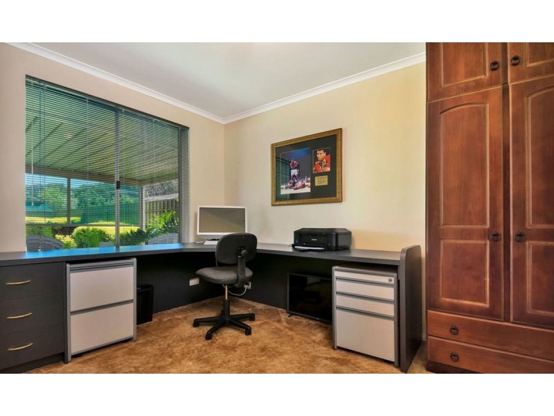 18 Casuarina Drive, Parafield Gardens SA 5107