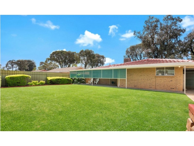 18 Casuarina Drive, Parafield Gardens SA 5107