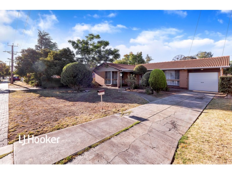 14 Brougham Drive, Valley View SA 5093