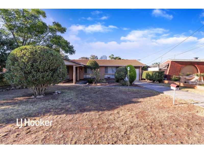 14 Brougham Drive, Valley View SA 5093