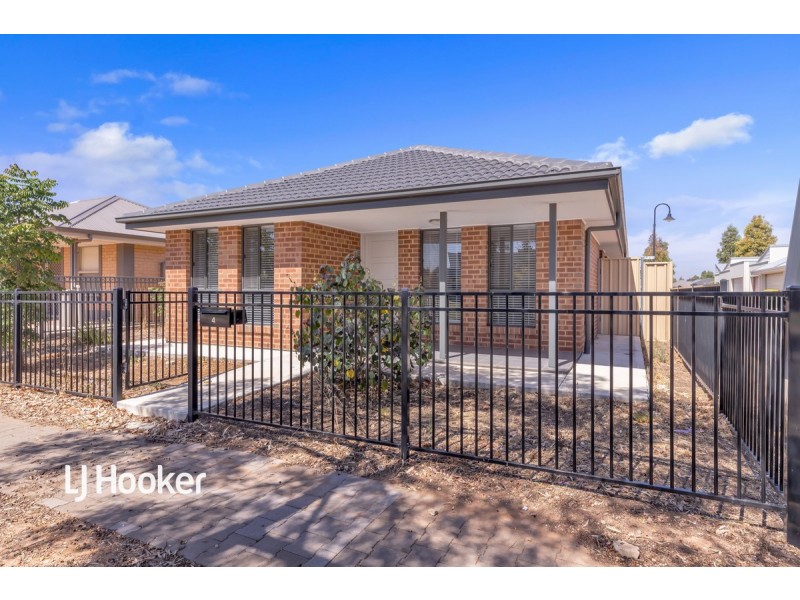 4 Roberts Street, Munno Para SA 5115