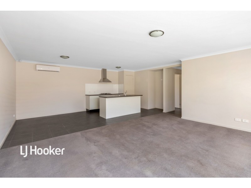 4 Roberts Street, Munno Para SA 5115