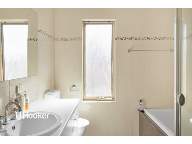 1a Robert Street, Blair Athol SA 5084