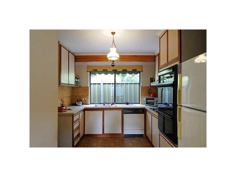 8 Taunton Road, Manningham SA 5086