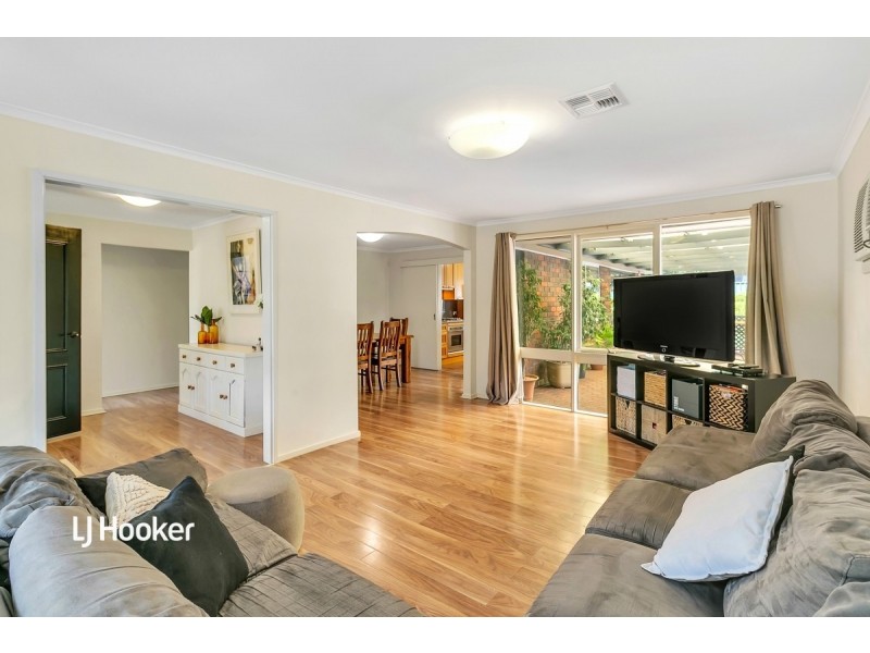 61 Waitara Road, Banksia Park SA 5091