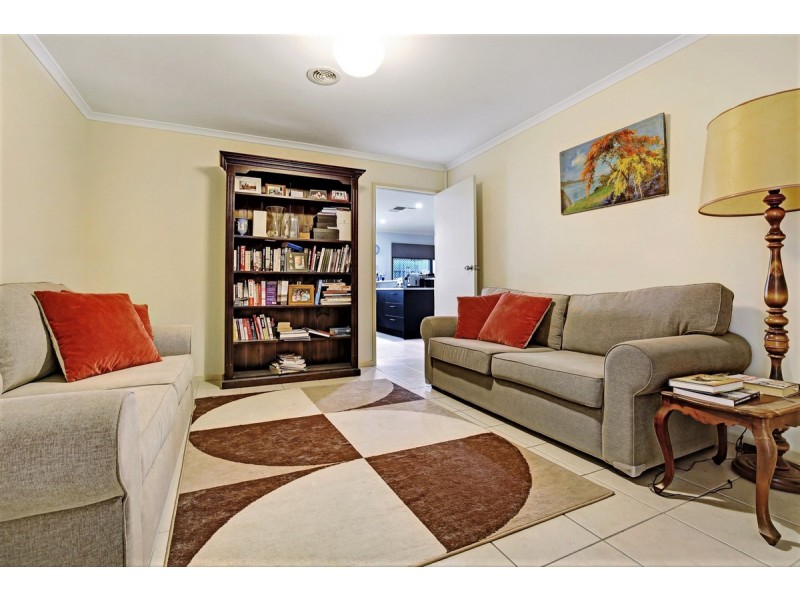 1 McKinlay Drive, Hewett SA 5118