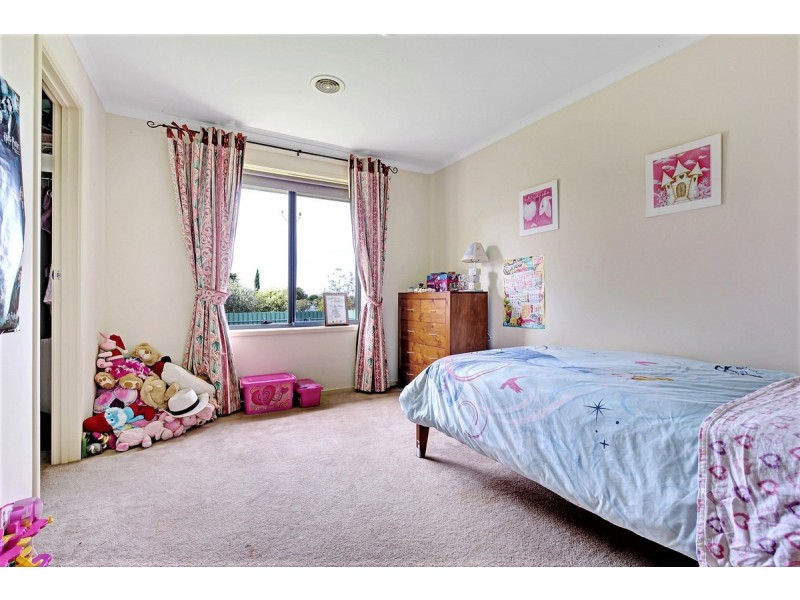 1 McKinlay Drive, Hewett SA 5118