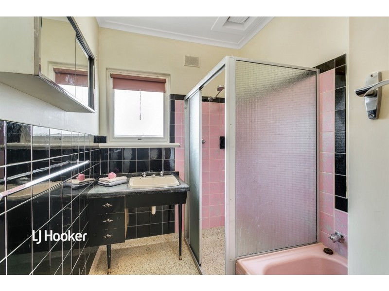 37 Leslie McIntyre Avenue, Salisbury Downs SA 5108