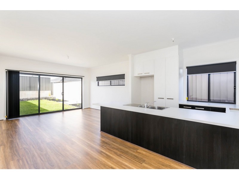 4/88-92 Peerless Road, Munno Para West SA 5115