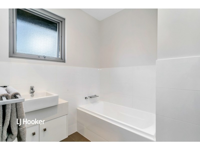 24 Bruce Street, Broadview SA 5083